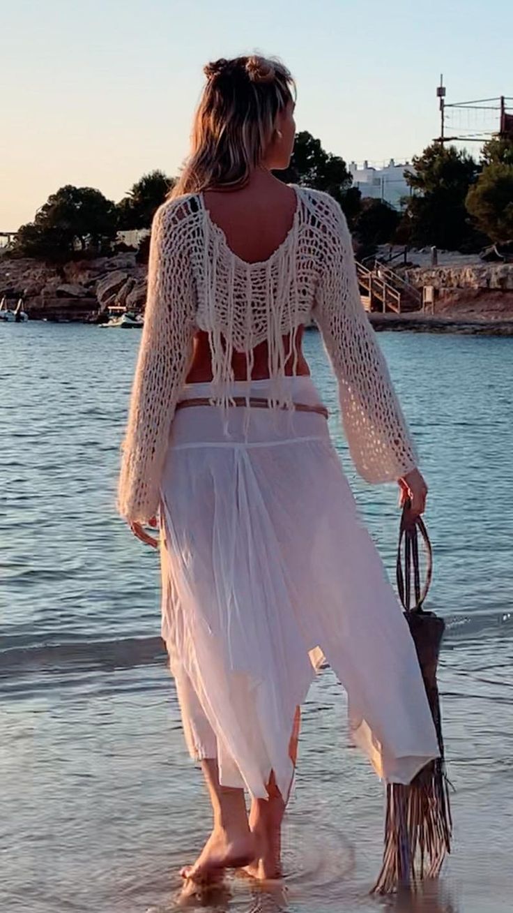 Ivory white crop sweater, fringe details on the back, micro crop backless croptop