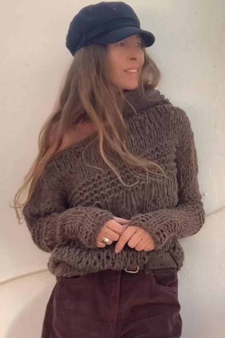 Brown alpaca loose knit sweater slouchy comfy warm thumbhole.