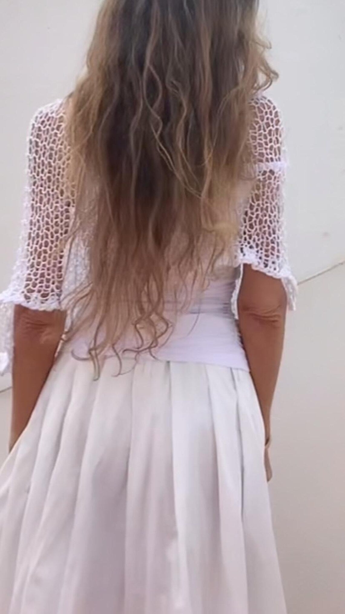 white linen poncho, white capelet, summer knit, loose weave, boho style