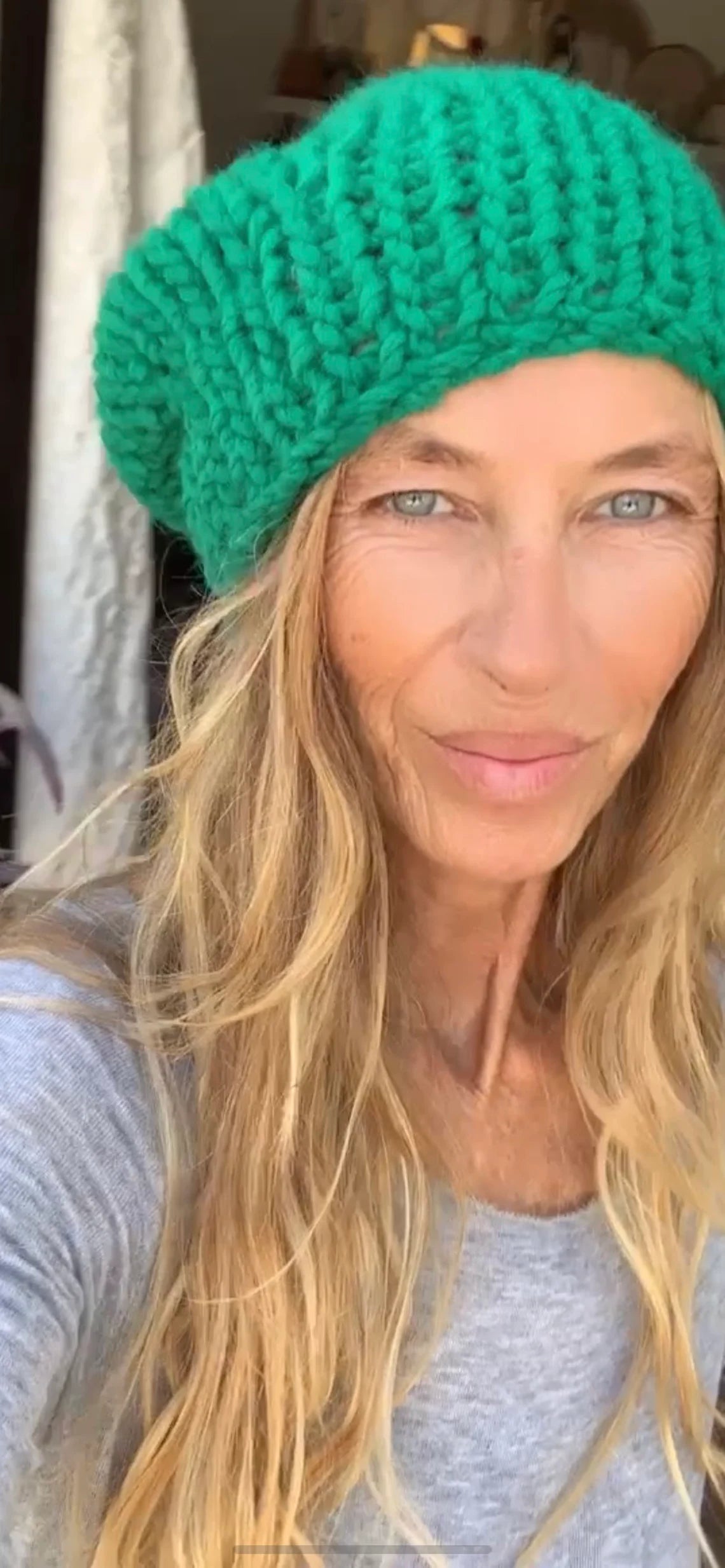 Emerald Green hat, Chunky beanie, hand knit vegan friendly,