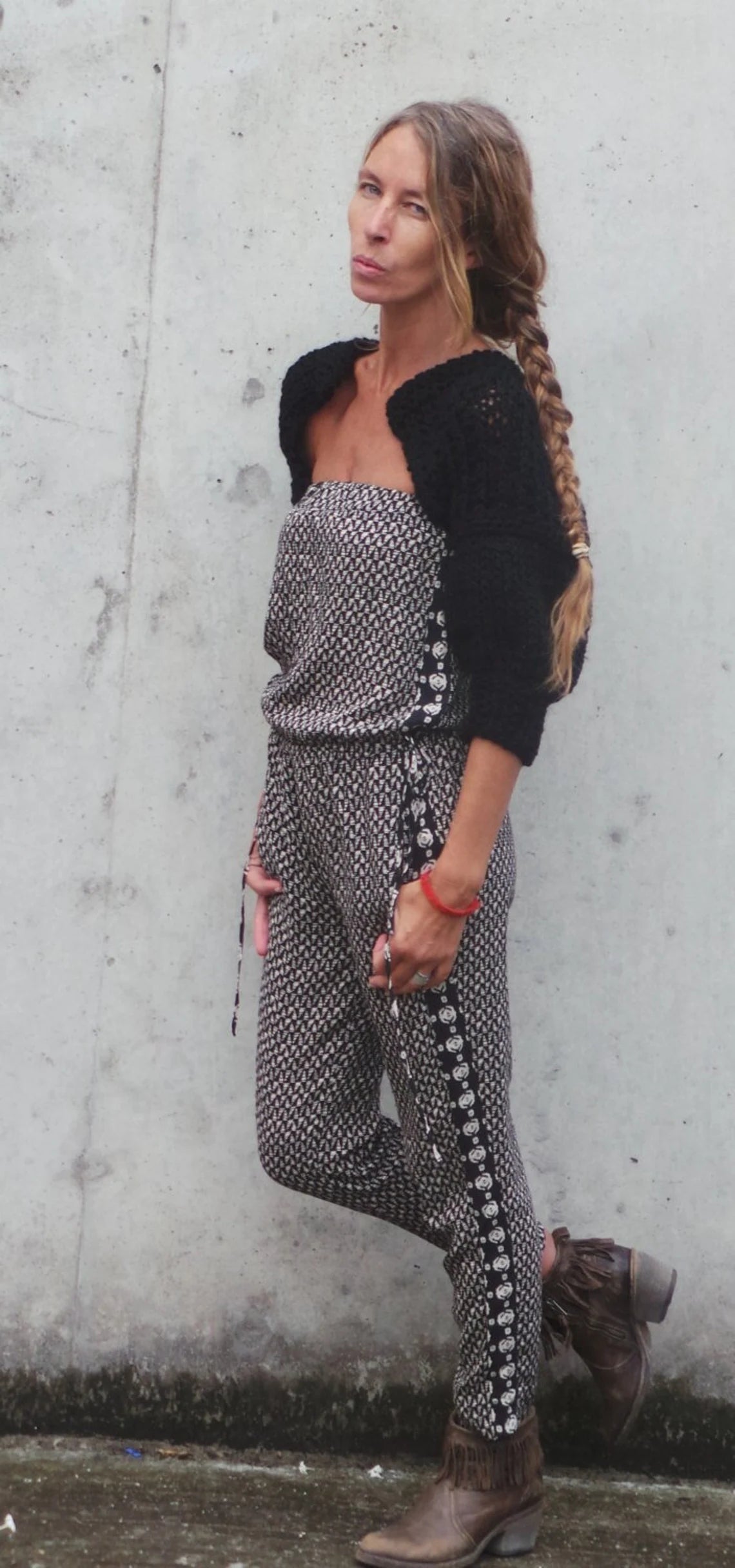 Black shrug short puff sleeved alpaca mix bolero