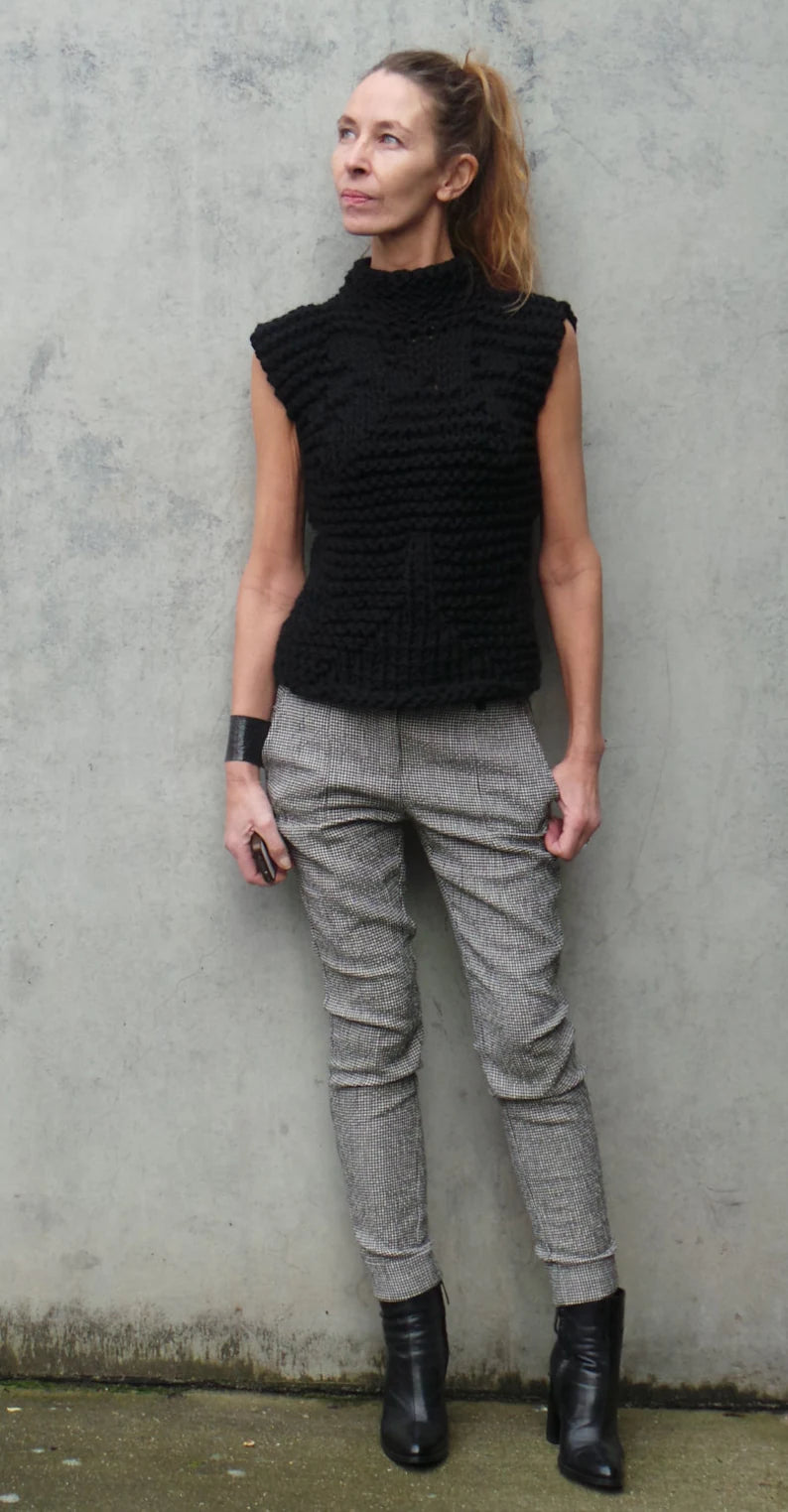 Black chunky tank, with high neck