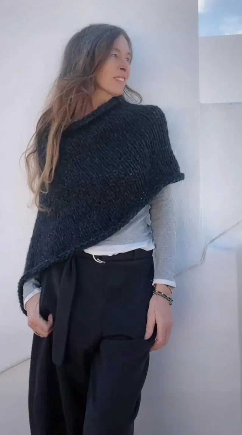 Beginner Poncho Knitting Pattern | Easy Women's Cover-Up | Instant Download | ENGLISH
